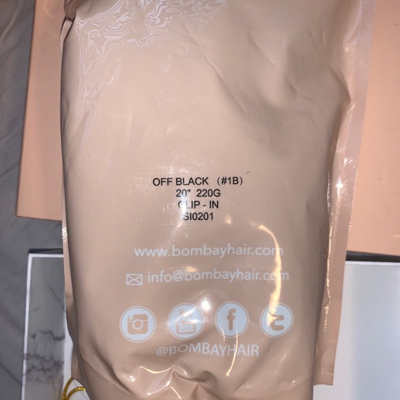 Bombay Clip-in Hair Extensions - Picture 3 of 5